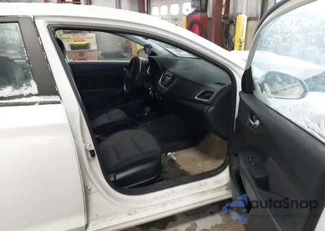 2021 Hyundai Accent Se z USA, uszkodzony, nr VIN 3KPC24A66ME129519